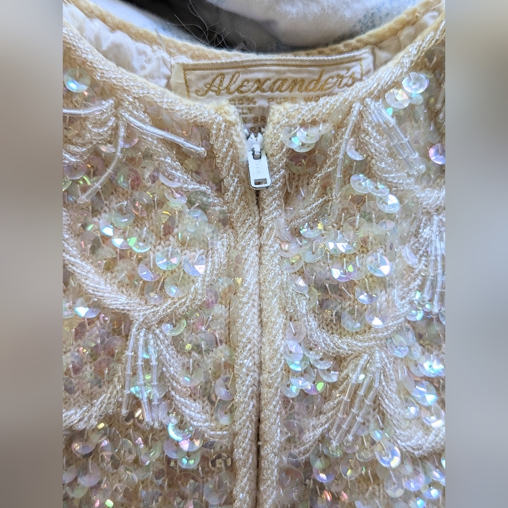 Vintage 1950's/60's Alexander's Brand Heavily Beaded Top size Small - Picture 6 of 8